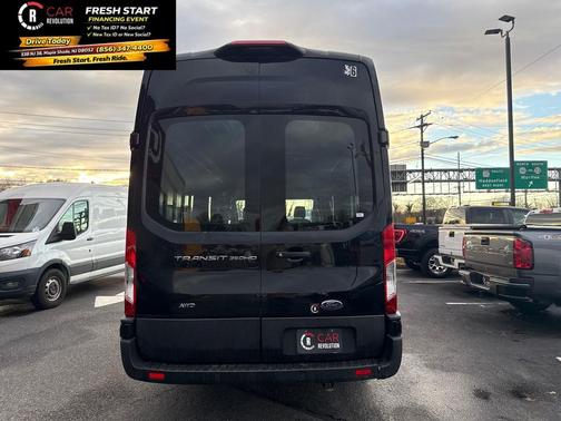 2022 Ford Transit-350 Base