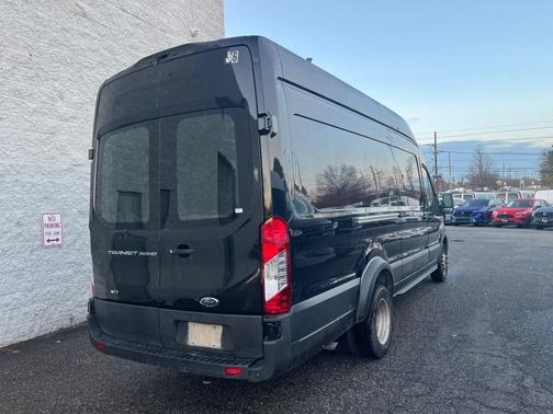 2022 Ford Transit-350 Base