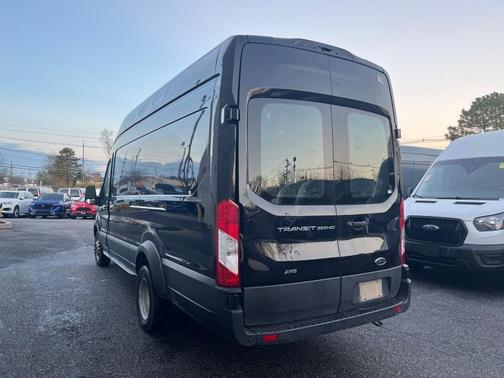 2022 Ford Transit-350 Base