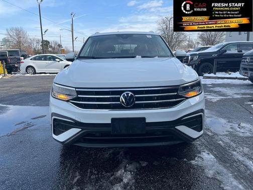 2022 Volkswagen Tiguan 2.0T SE