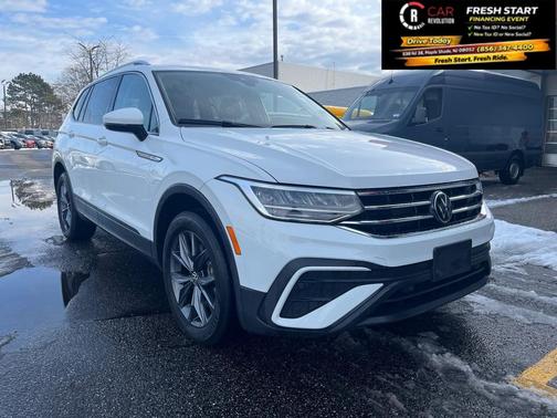 2022 Volkswagen Tiguan 2.0T SE