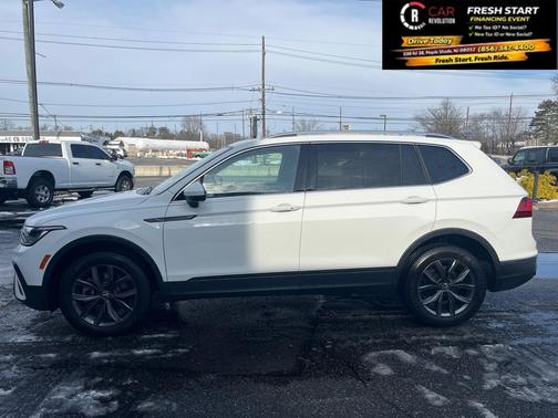 2022 Volkswagen Tiguan 2.0T SE