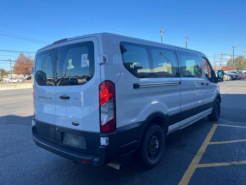 2022 Ford Transit-350 XLT