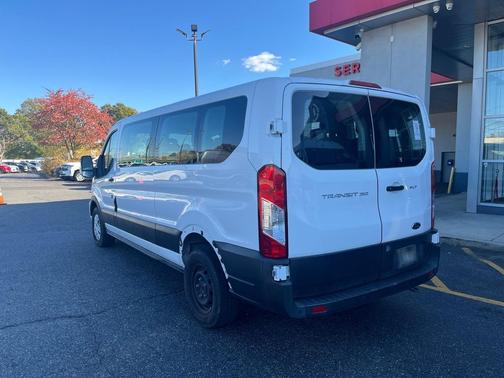 2022 Ford Transit-350 XLT