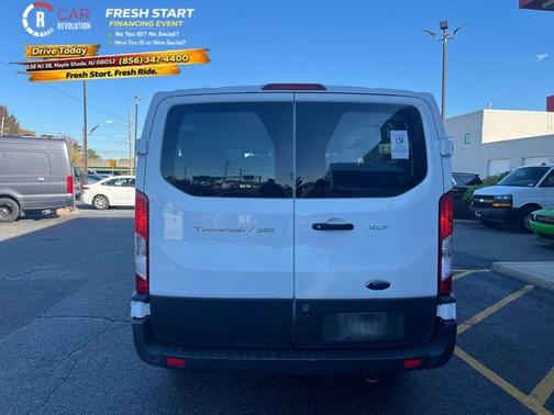 2022 Ford Transit-350 XLT