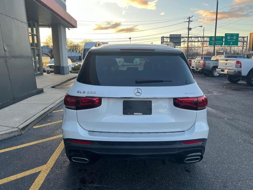 2021 Mercedes-Benz GLB 250 Base 4MATIC