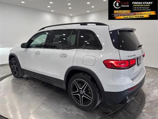 2021 Mercedes-Benz GLB 250 Base 4MATIC
