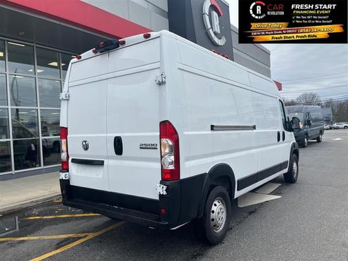White 2025 RAM ProMaster 2500 High Roof