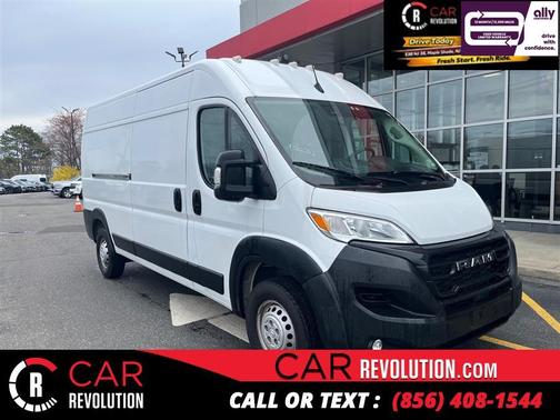 White 2025 RAM ProMaster 2500 High Roof