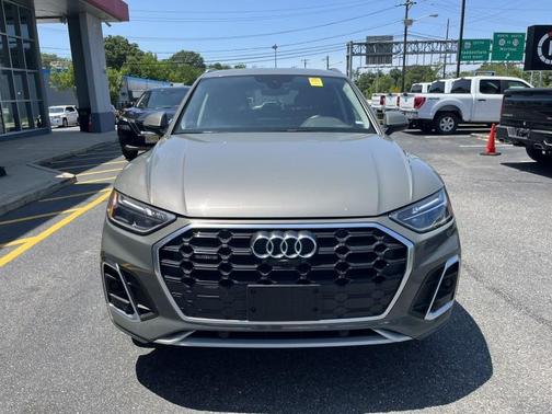 2023 Audi Q5 45 S line Premium Plus