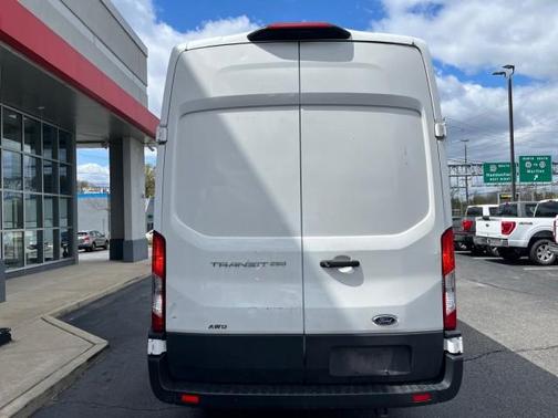 2022 Ford Transit-250 Base