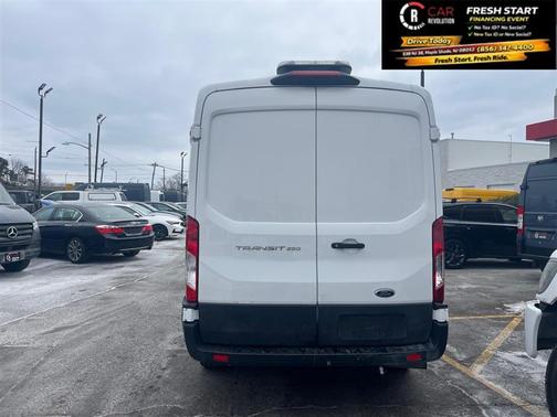 2022 Ford Transit-250 T250 MED ROOF