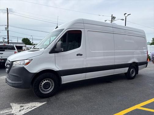 2023 Mercedes-Benz Sprinter 2500