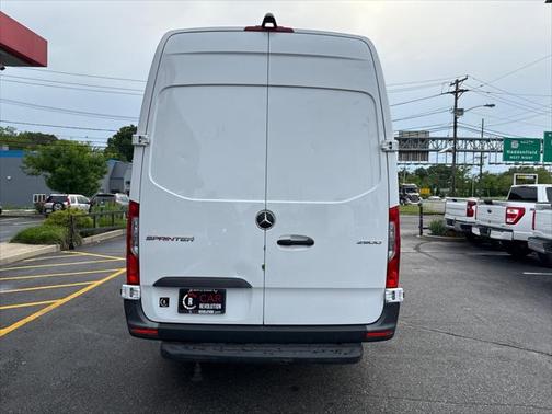 2023 Mercedes-Benz Sprinter 2500