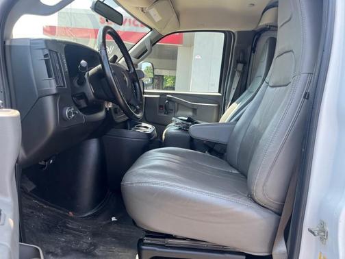 2023 Chevrolet Express 2500 Work Van