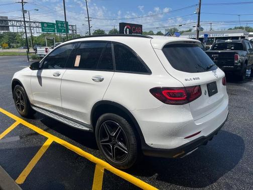 2021 Mercedes-Benz GLC 300 Base 4MATIC