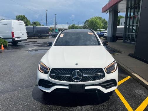 2021 Mercedes-Benz GLC 300 Base 4MATIC