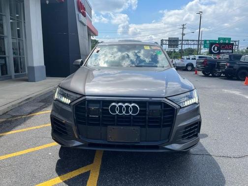 2021 Audi Q7 55 Premium