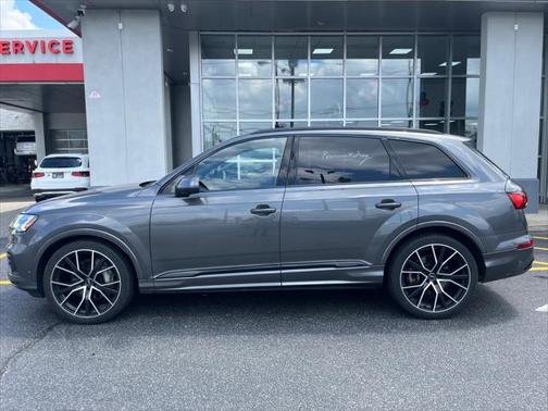 2021 Audi Q7 55 Premium