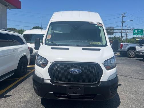 2022 Ford Transit-350 Base