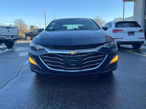 2025 Chevrolet Malibu LT