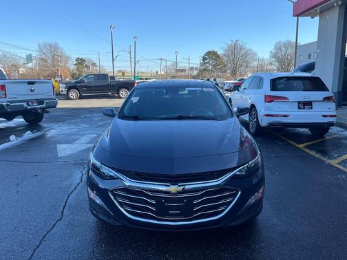 2025 Chevrolet Malibu LT