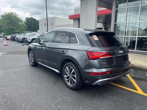 2022 Audi Q5 45 S line quattro Premium