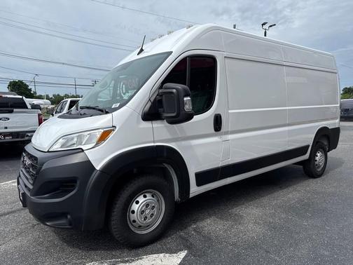 White 2023 RAM ProMaster 2500 High Roof