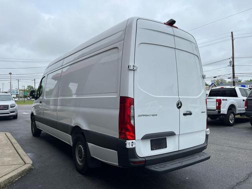 2023 Mercedes-Benz Sprinter 2500 Standard Roof