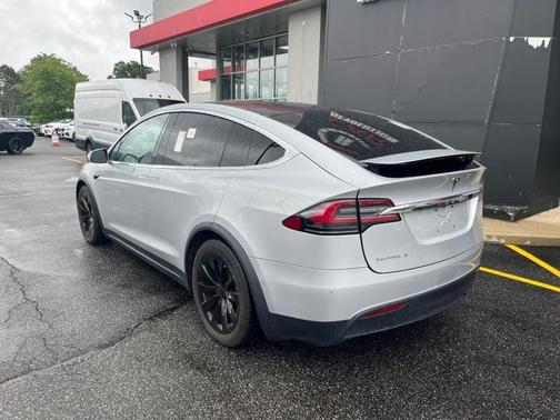 2016 Tesla Model X 90D