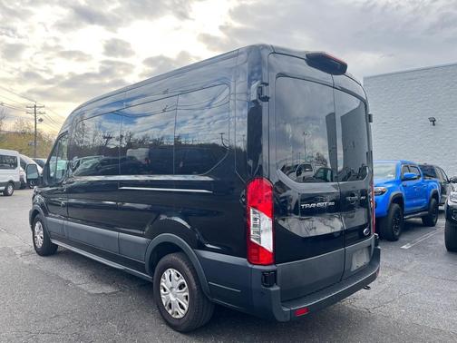 2022 Ford Transit-350 XL
