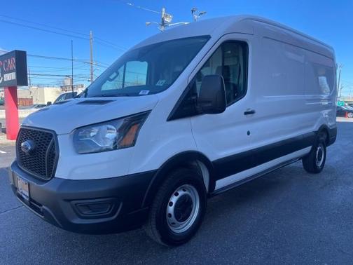 2023 Ford Transit-250