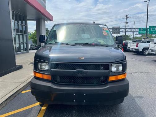 2017 Chevrolet Express 2500 LS