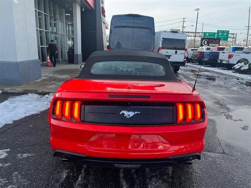2022 Ford Mustang EcoBoost Premium
