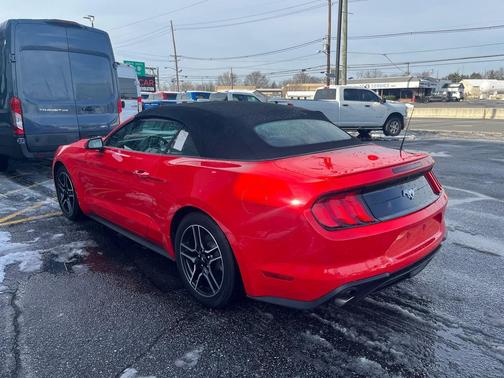 2022 Ford Mustang EcoBoost Premium