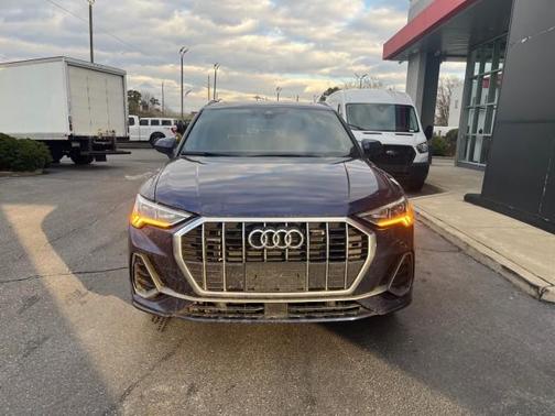 2023 Audi Q3 45 S line Premium
