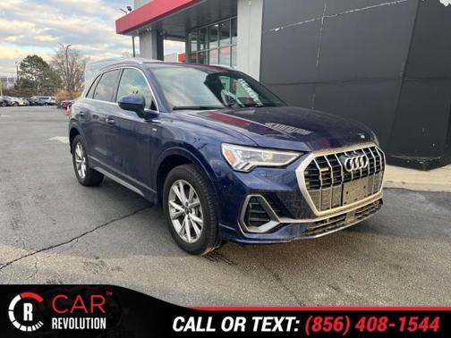 2023 Audi Q3 45 S line Premium