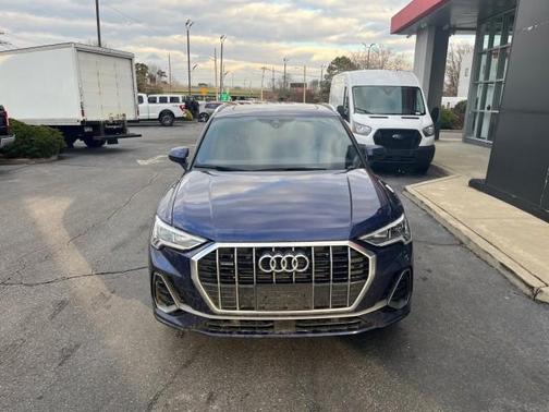 2023 Audi Q3 45 S line Premium