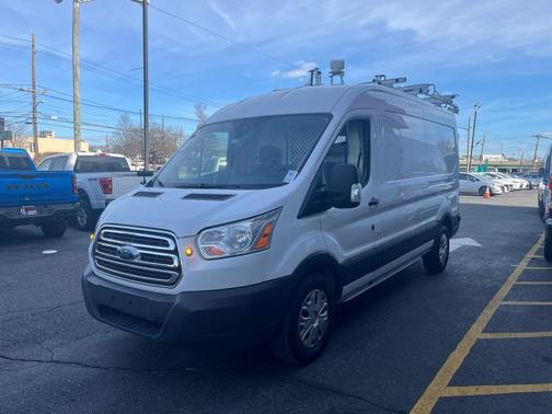 2019 Ford Transit-250 148 WB Medium Roof Cargo