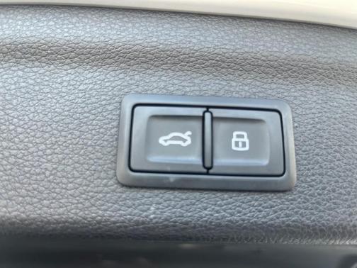 2020 Audi Q3 45 S line Premium Plus