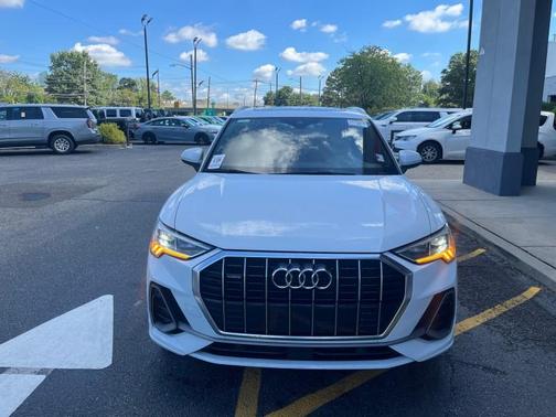 2020 Audi Q3 45 S line Premium Plus