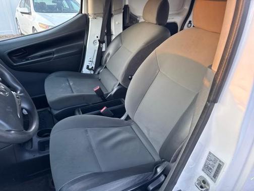 2021 Nissan NV200 S