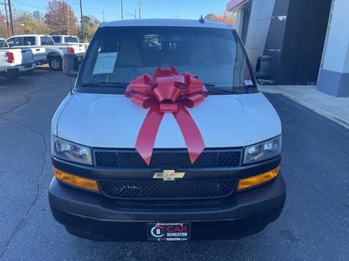 2022 Chevrolet Express 3500 LS