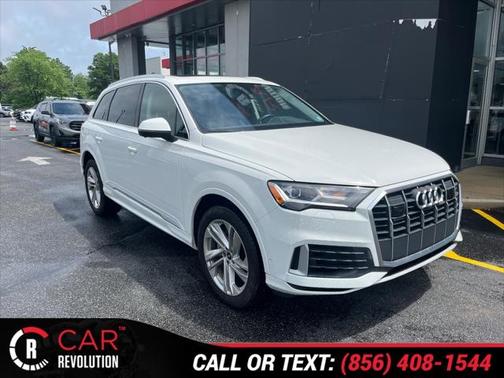 2023 Audi Q7 55 Premium Plus