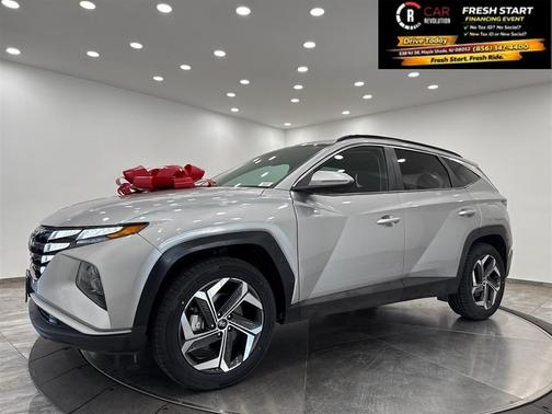 Silver 2022 Hyundai TUCSON SEL