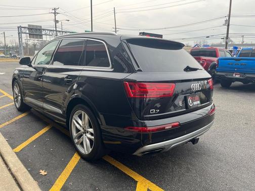 2017 Audi Q7 3.0T Prestige