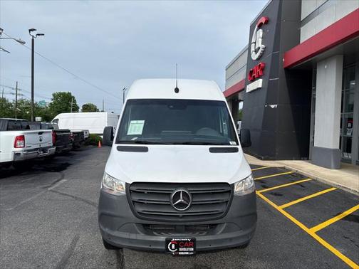 2023 Mercedes-Benz Sprinter 2500