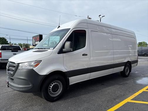 2023 Mercedes-Benz Sprinter 2500
