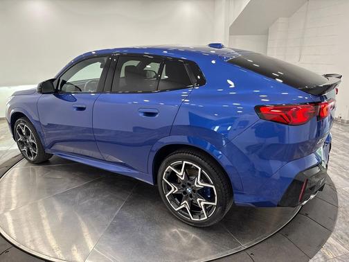 2025 BMW X2 M35i