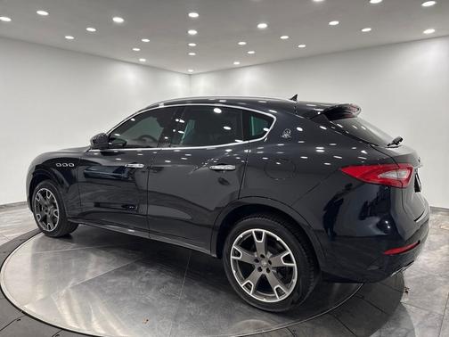 2017 Maserati Levante S
